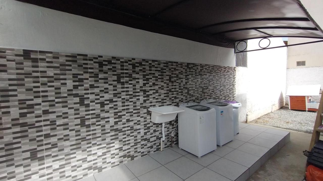 Marco Zero Containers 3 Leilighet Balneário Camboriú Eksteriør bilde